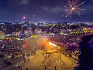 Bonfires in Reykjavík.png