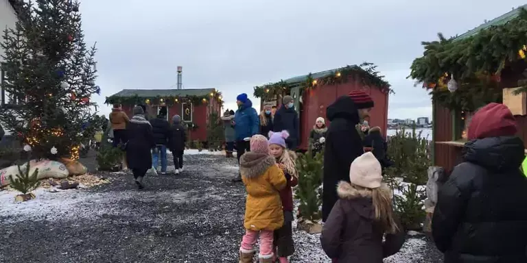 Christmas market at Hólmsheiði